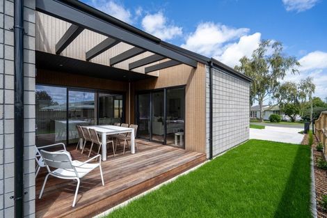 Photo of property in 19 Kelly Road, Riverhead, 0820