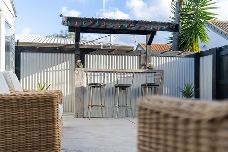 Photo of property in 90a Gloucester Road, Mount Maunganui, 3116