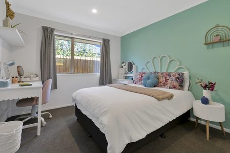 Photo of property in 19 Franklin Drive, Rangiora, 7400