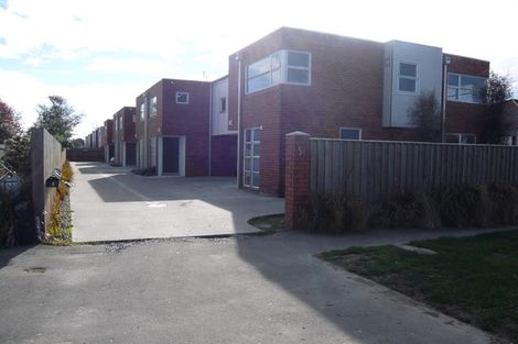 Photo of property in 2/55 Thackeray Place, Waltham, Christchurch, 8023