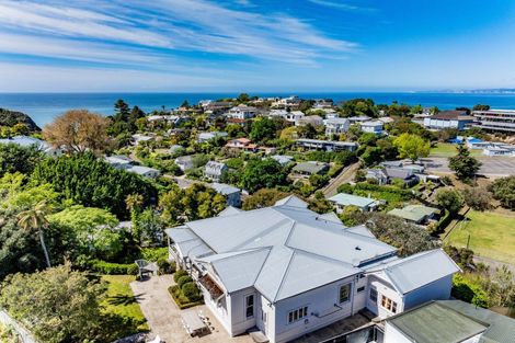 Photo of property in 6 Thompson Road, Bluff Hill, Napier, 4110