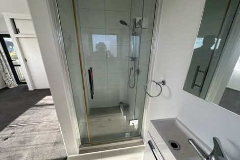 Photo of property in 4 Priestley Drive, Bucklands Beach, Auckland, 2014