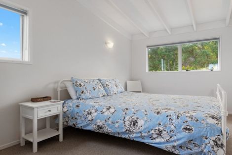 Photo of property in 5 Clinton Road, Tawharanui Peninsula, Warkworth, 0986