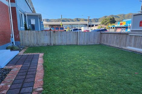 Photo of property in 217 Knights Road, Hutt Central, Lower Hutt, 5011