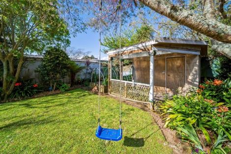 Photo of property in 4 Erin Street, Hawera, 4610