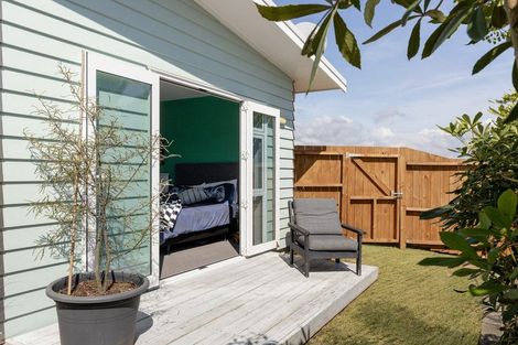 Photo of property in 32a Ohuirehe Road, Coastlands, Whakatane, 3120