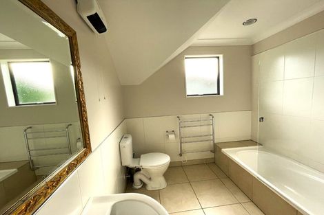 Photo of property in 5 Heather Place, Picton, 7220