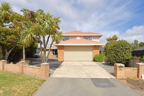 Photo of property in 11 Copperfield Close, Parklands, Christchurch, 8083