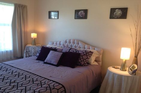 Photo of property in 22 High Street East, Waitara, 4320