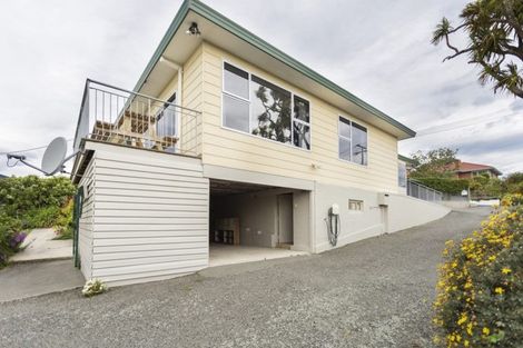 Photo of property in 10 Tamar Street, South Hill, Oamaru, 9400