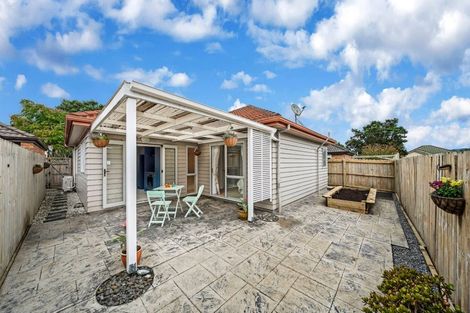Photo of property in 24 Espalier Drive, Henderson, Auckland, 0612