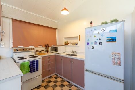 Photo of property in 2 Allen Road, Raumati Beach, Paraparaumu, 5032