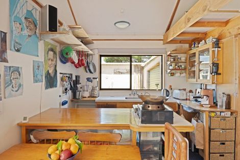 Photo of property in 579 Queen Charlotte Drive, Havelock, 7281