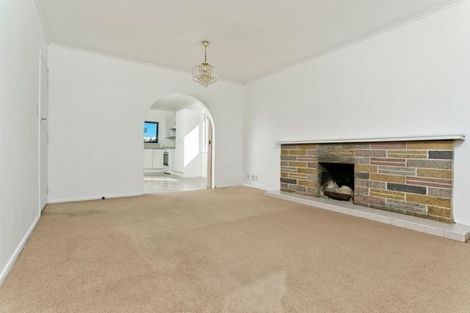 Photo of property in 7 Camelot Place, Glenfield, Auckland, 0629