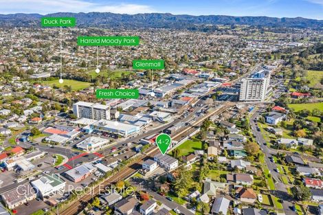 Photo of property in 4/2 Brandon Road, Glen Eden, Auckland, 0602