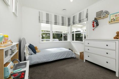 Photo of property in 9 The Close, Greenhithe, Auckland, 0632