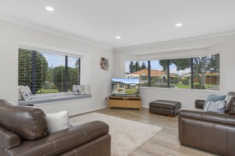 Photo of property in 2 Ranfurly Terrace, Pyes Pa, Tauranga, 3112