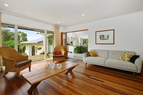 Photo of property in 14 First View Avenue, Beachlands, Auckland, 2018