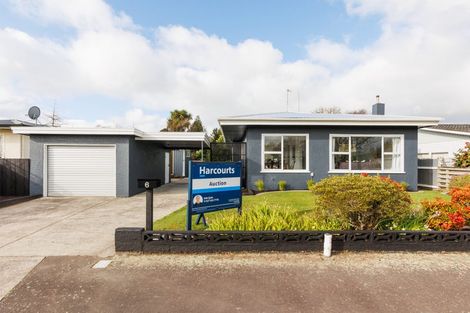 Photo of property in 6 Cremorne Avenue, Hokowhitu, Palmerston North, 4410