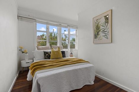 Photo of property in 36 Anderson Avenue, Point England, Auckland, 1072