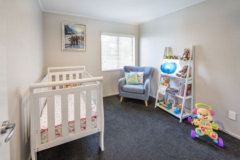 Photo of property in 2/26 Tizard Road, Birkenhead, Auckland, 0626