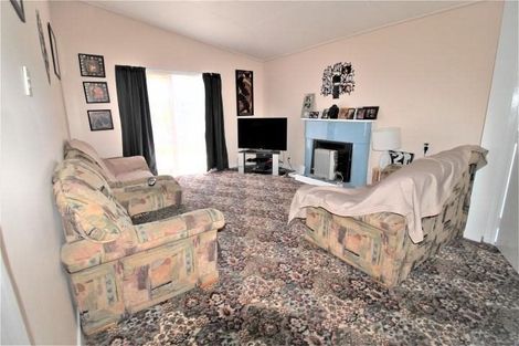 Photo of property in 6 Balfour Road, Te Karaka, 4022