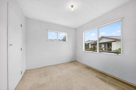 Photo of property in 5a Tasman Crescent, Carterton, 5713