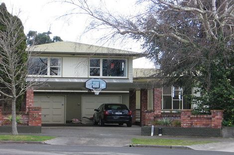 Photo of property in 14 Wigan Place, Hokowhitu, Palmerston North, 4410