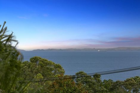 Photo of property in 2/92 Churchill Road, Murrays Bay, Auckland, 0630