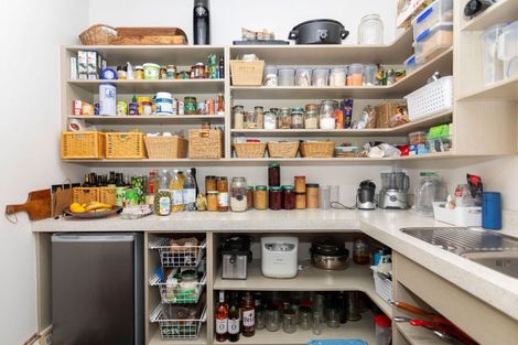 Photo of property in 239 Adelaide Road, Dannevirke, 4930