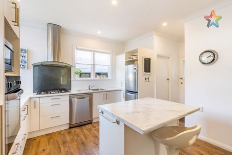 Photo of property in 99 Whites Line East, Waiwhetu, Lower Hutt, 5010