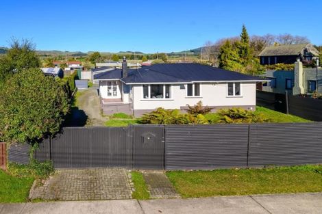 Photo of property in 28 Charles Road, Hannahs Bay, Rotorua, 3010