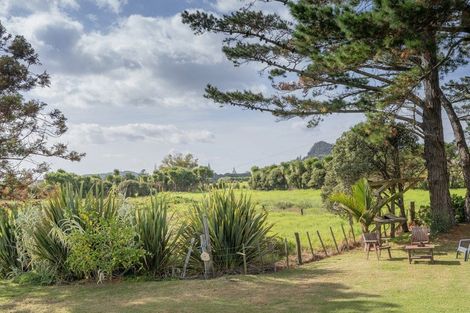 Photo of property in 5a Ocean Beach Road, Tairua, 3508