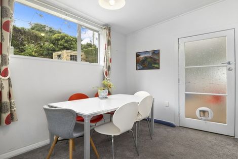Photo of property in 15 Wharfdale Street, Macandrew Bay, Dunedin, 9014