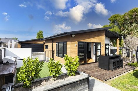 Photo of property in 131a Bower Avenue, New Brighton, Christchurch, 8083