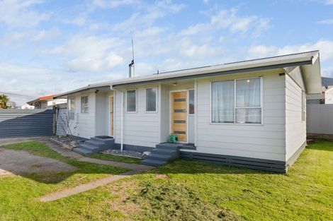 Photo of property in 36b Monokia Street, Fairy Springs, Rotorua, 3015