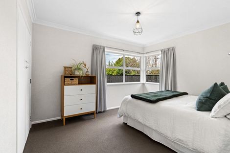 Photo of property in 10 Highbury Drive, Levin, 5510