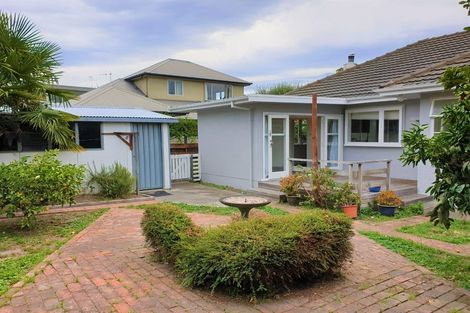 Photo of property in 12 Mchardy Street, Havelock North, 4130