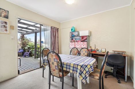 Photo of property in 14 Landette Road, Manurewa, Auckland, 2102