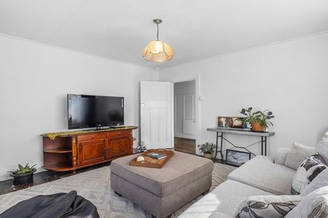 Photo of property in 72 Elgin Road, Mornington, Dunedin, 9011