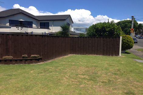 Photo of property in 1/26a Eastern Road, Eastern Beach, Auckland, 2012