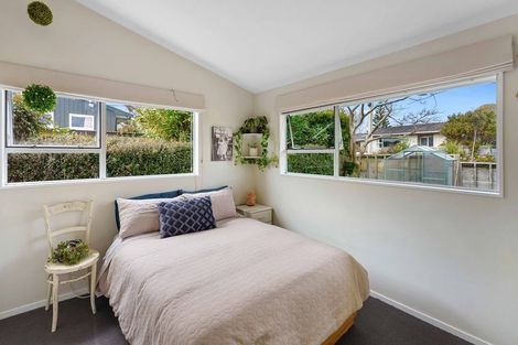 Photo of property in 7 Kawau Grove, Waikanae Beach, Waikanae, 5036