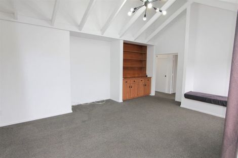 Photo of property in 9b Kirkland Street, Green Island, Dunedin, 9018