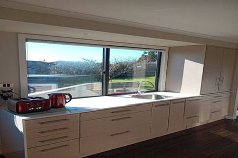 Photo of property in 16 Hetherington Road, Ranui, Auckland, 0612