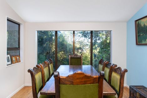 Photo of property in 704 South Titirangi Road, Titirangi, Auckland, 0604