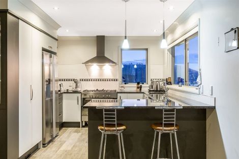 Photo of property in 31 Paparoa Crescent, Aotea, Porirua, 5024