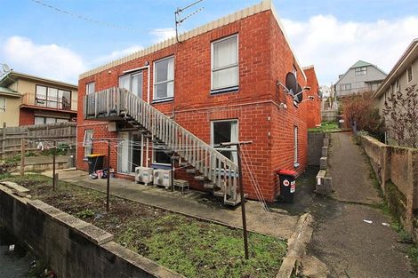 Photo of property in 102 Harbour Terrace, North Dunedin, Dunedin, 9016