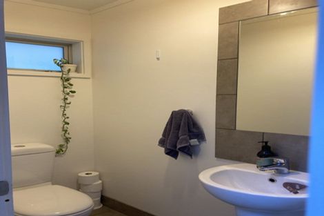 Photo of property in 2 Gowrie Street, Brooklyn, Wellington, 6021