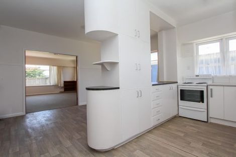 Photo of property in 18 Oxford Street, Fairfield, Hamilton, 3214