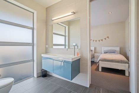 Photo of property in 6 Clearview Street, Wanaka, 9305